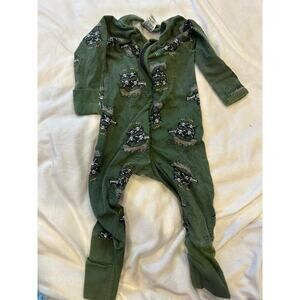 3-6M BONDS Wondersuit green pirate